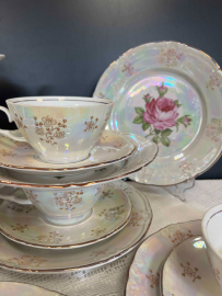 Чайный сервиз "Роза" Kahla GDR. Фарфор, перламутр, деколь, золото. Цена за 21пр. Картинка 2